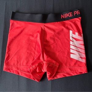 Nike Pro Women’s Spandex Shorts Medium